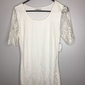Women’s white lace dress